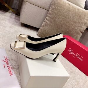 Roger Vivier Ivory Heels